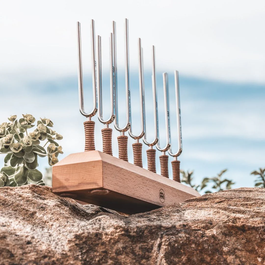 7 Chakra Healing Tuning Fork Set - Image 3