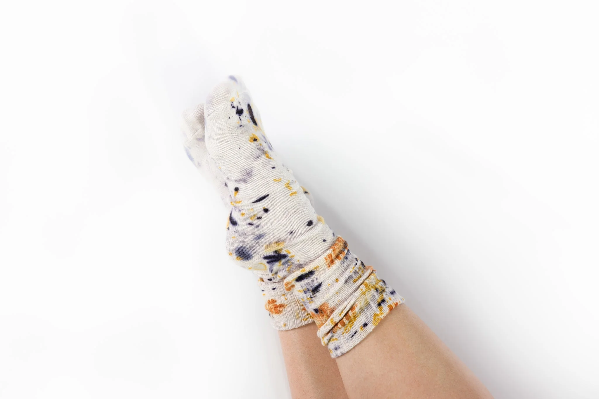 Abstract Bundled Dyed Bamboo Sock - Image 7