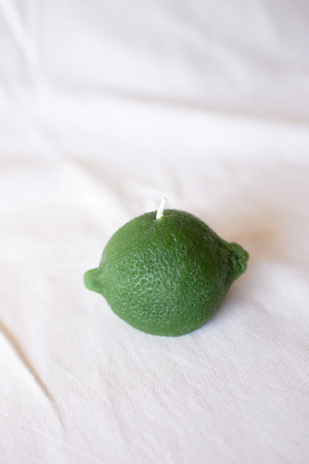Beeswax Lime Candle - Image 2