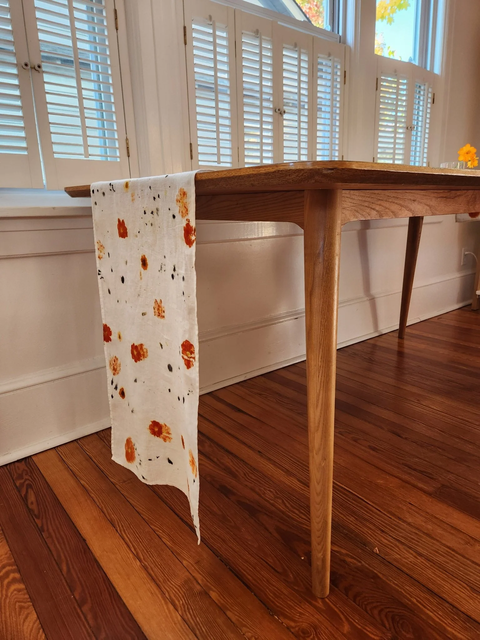 Flower-Printed Linen Table Runner - Image 11