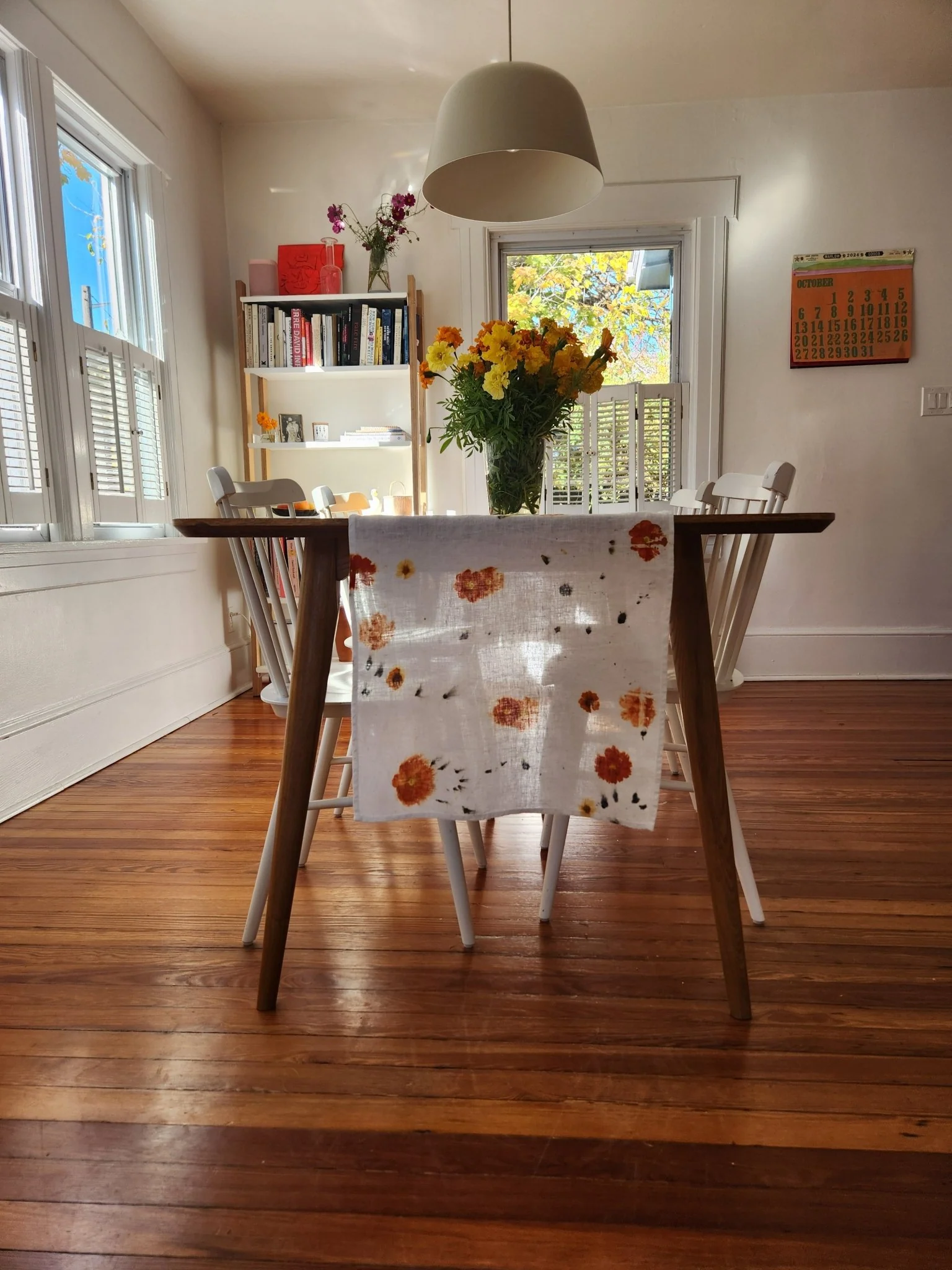 Flower-Printed Linen Table Runner - Image 8