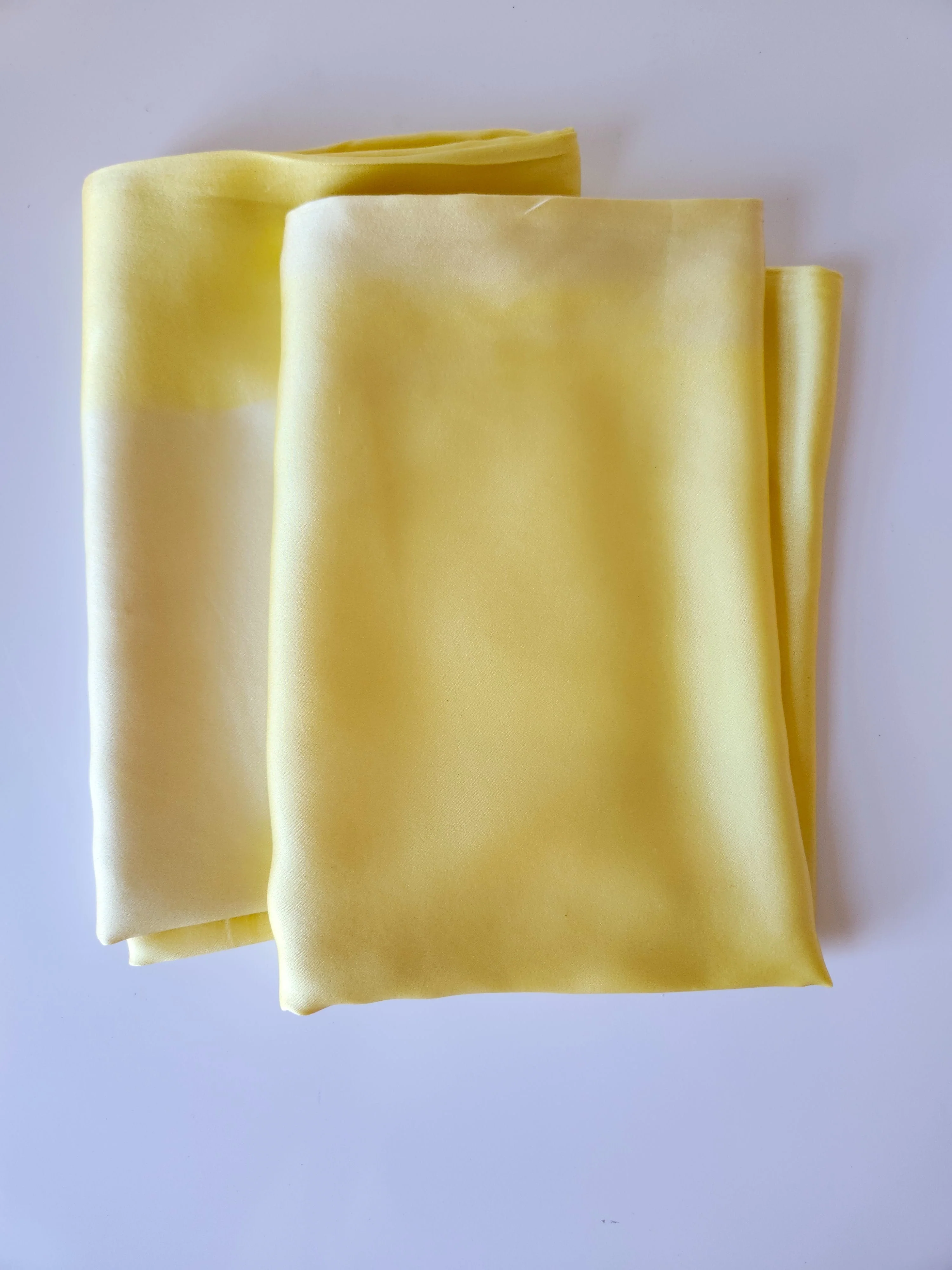 Solid Botanically Dyed Silk Pillowcase - Image 11